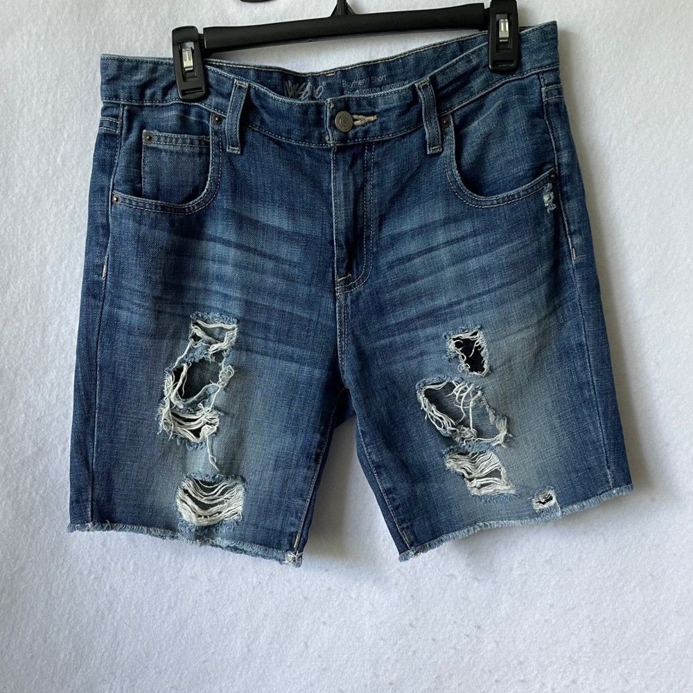 Mossimo Denim Boyfriend Shorts Size 4 27 Distressed Raw Hem Medium Wash Blue